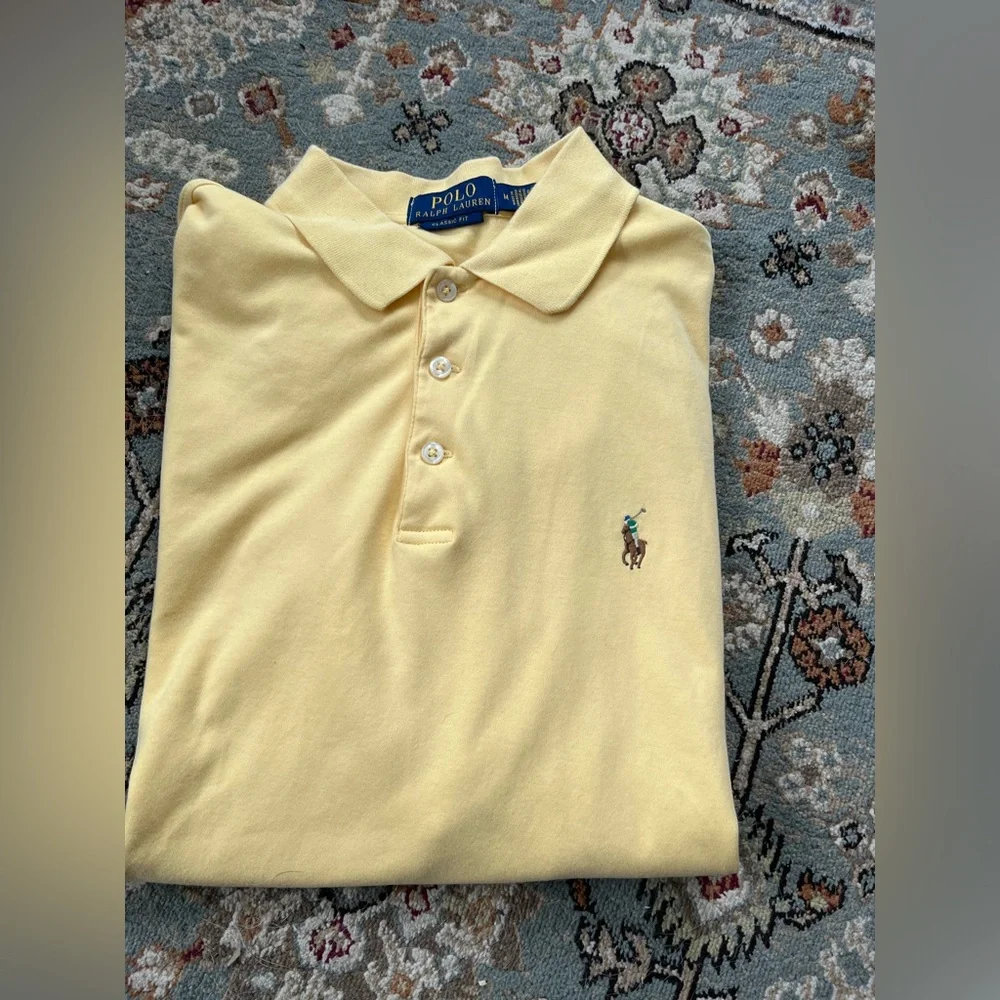 Yellow polo - Picture 1 of 8